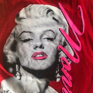 Marilyn racerback Shirt